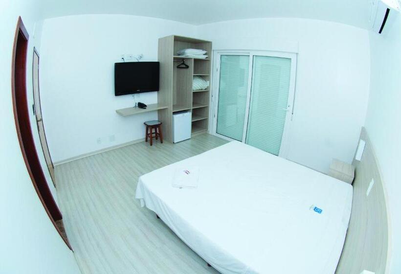 스탠다드 트리플 룸, Kloppel