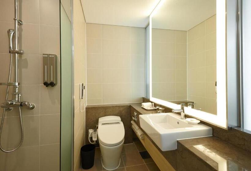 Номер Deluxe, Mayplace