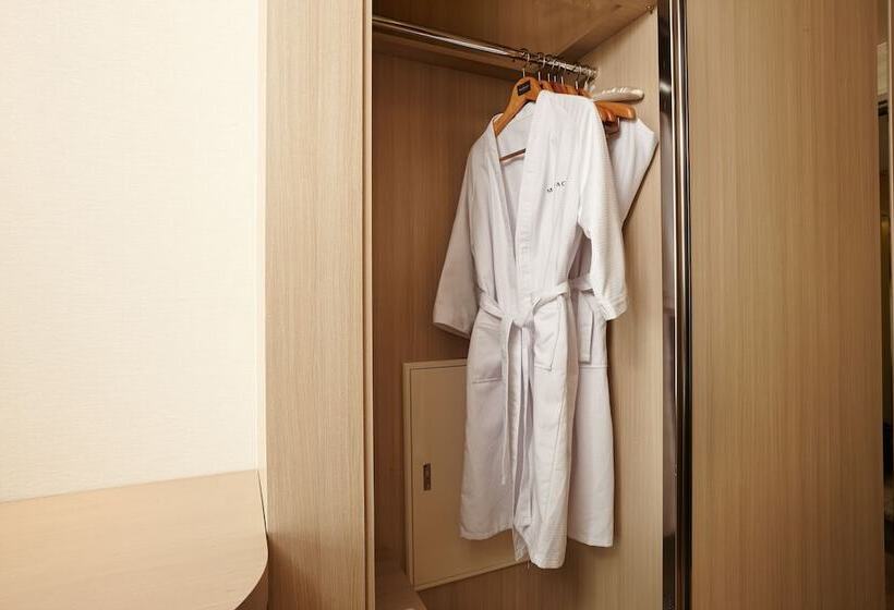 Номер Deluxe, Mayplace