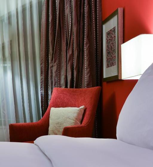 اتاق پرمیوم, Millennium Palestine Ramallah