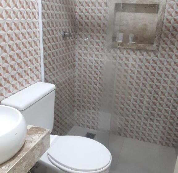 标准三人间, Morada Do Mar