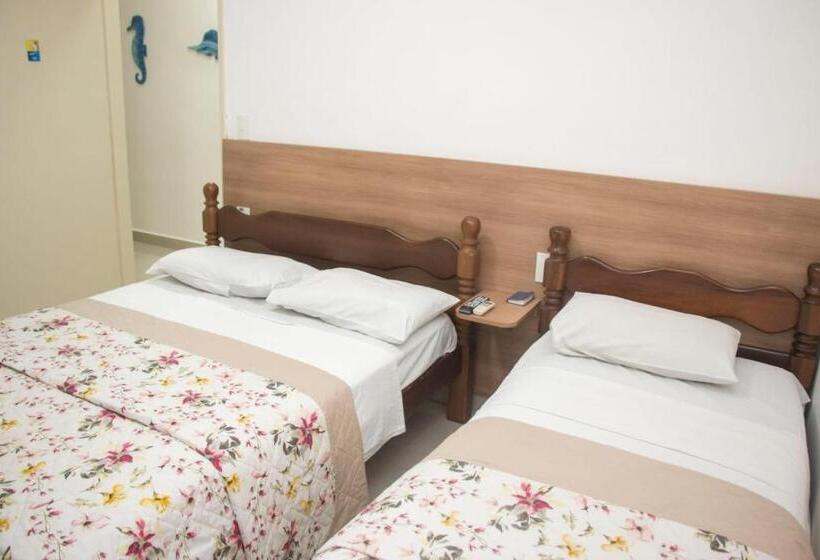 标准三人间, Morada Do Mar