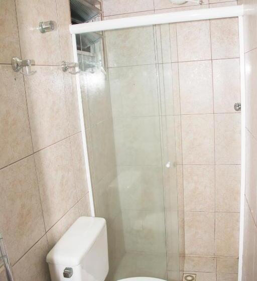 标准三人间, Morada Do Mar