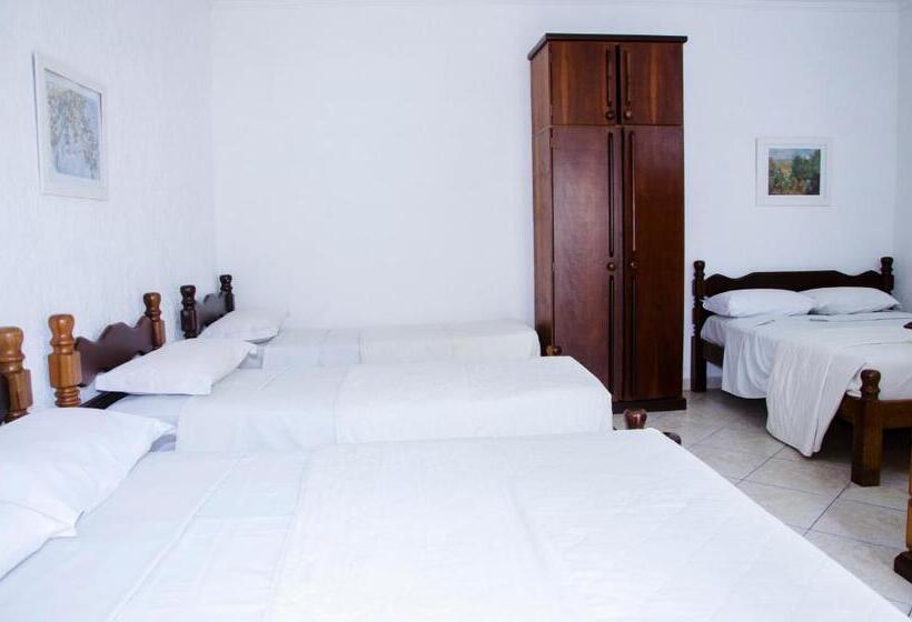 家庭间, Morada Do Mar