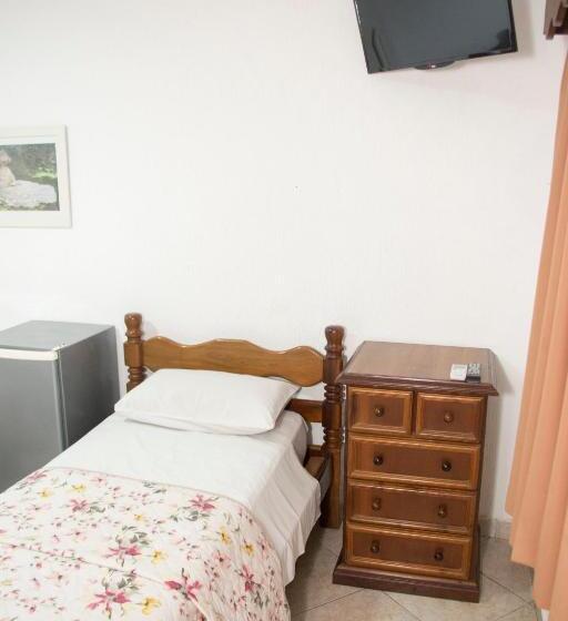 家庭间, Morada Do Mar