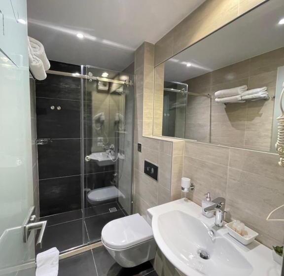 Cameră Standard Individuală, Oresti Center