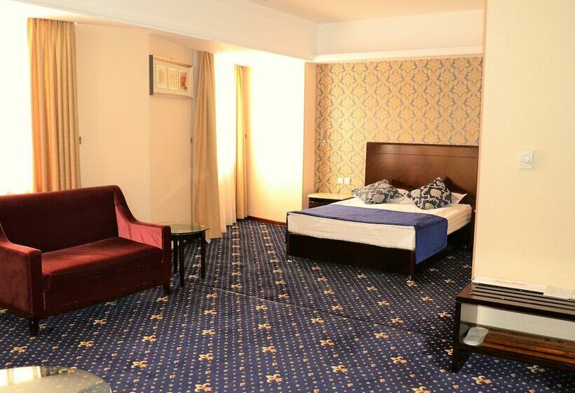 اتاق استاندارد, Renion Hills