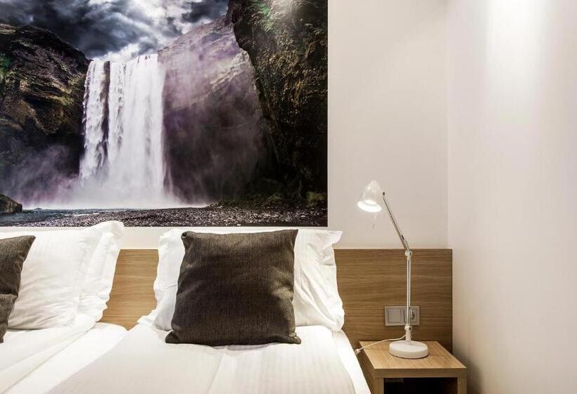 اتاق استاندارد با بالکن, Storm Hotel By Keahotels