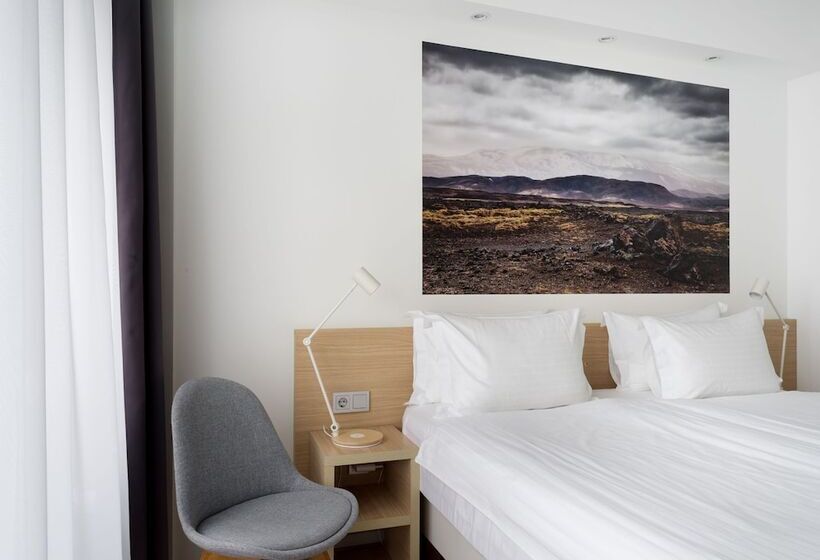 اتاق استاندارد با بالکن, Storm Hotel By Keahotels