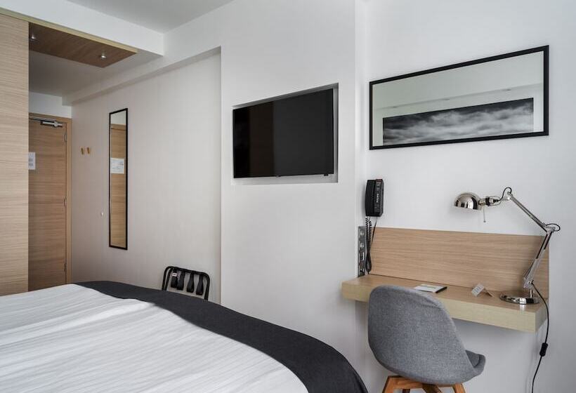 اتاق استاندارد با بالکن, Storm Hotel By Keahotels