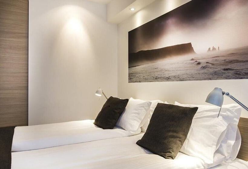 اتاق استاندارد با بالکن, Storm Hotel By Keahotels