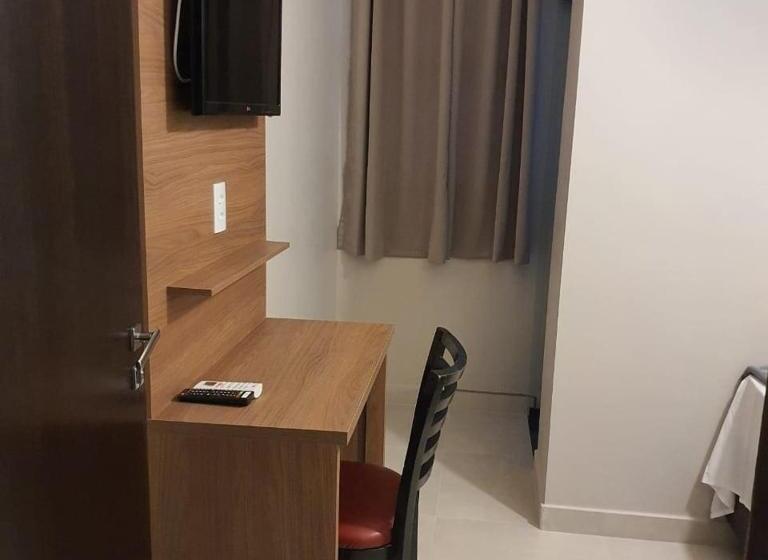 غرفة سوبيريور, Tertulio S