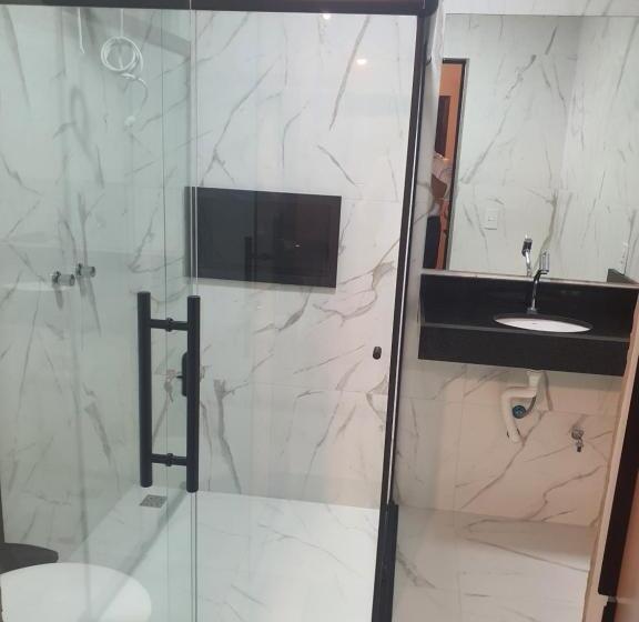 غرفة ديلوكس, Tertulio S