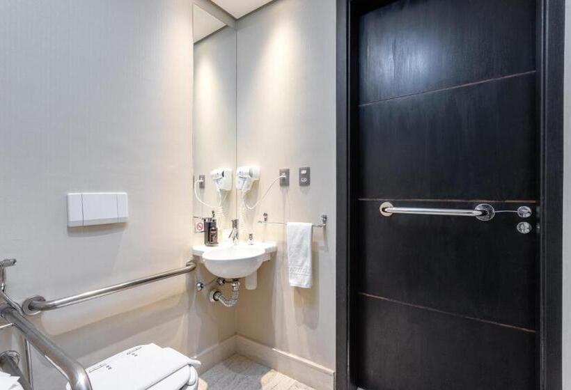 适合残疾人使用的标准间, Tryp By Wyndham Belo Horizonte Savassi