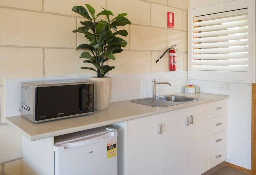 Premium Suite Sea View, Loch Ard Motor Inn