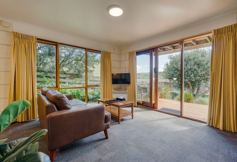 Family Suite, Loch Ard Motor Inn