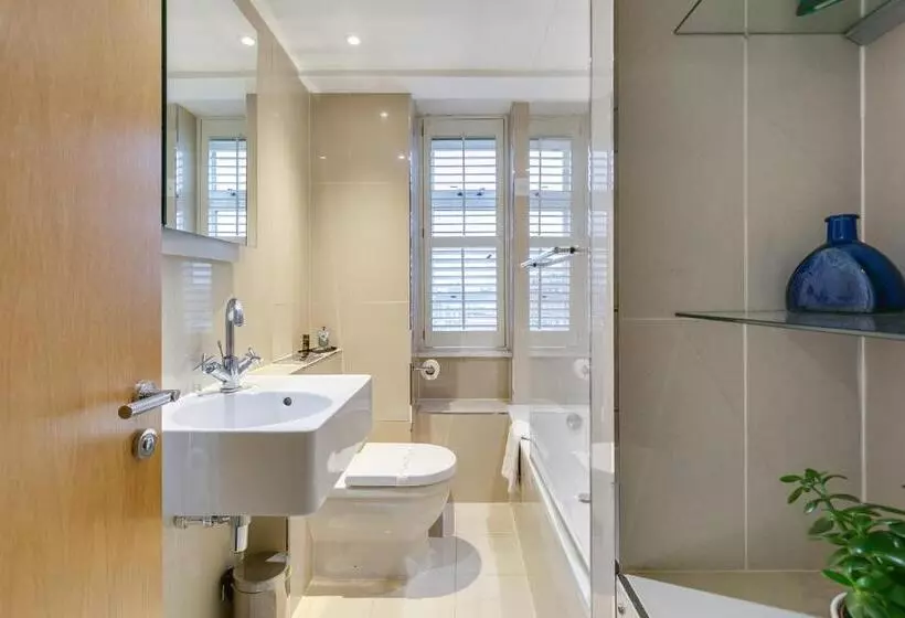 آپارتمان لوکس 1 خوابه, Nell Gwynn Chelsea Accommodation