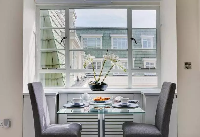 استودیو اجرایی, Nell Gwynn Chelsea Accommodation
