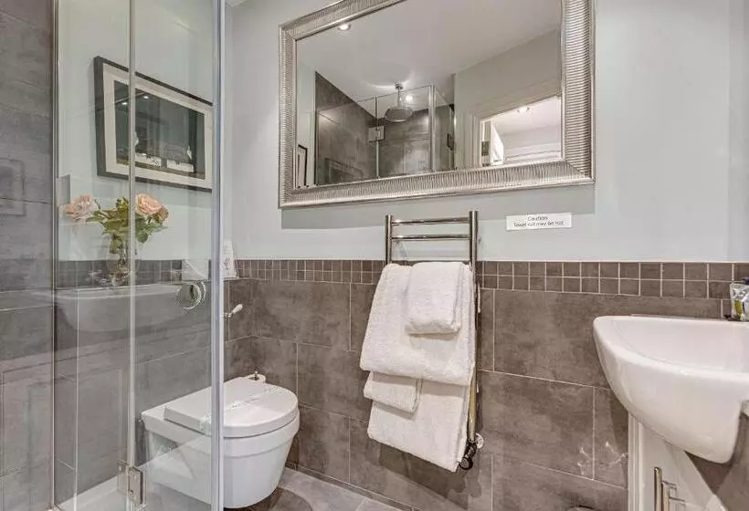 آپارتمان لوکس 1 خوابه, Nell Gwynn Chelsea Accommodation
