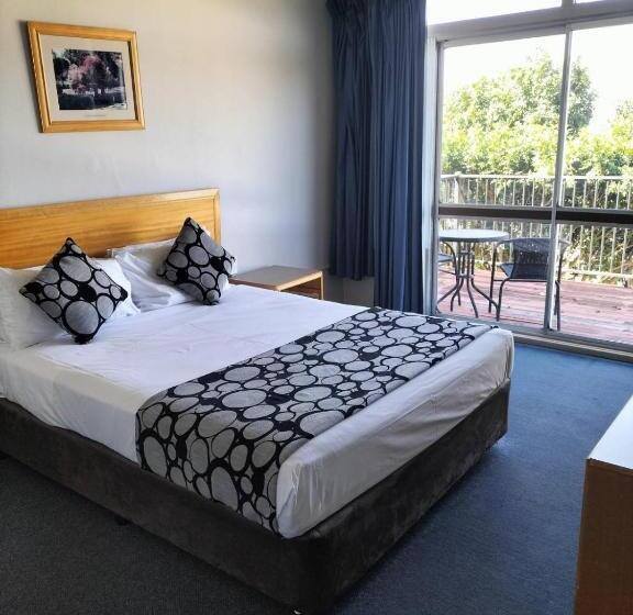 חדר סטנדרט עם מרפסת, Toowoomba Motel & Events Centre
