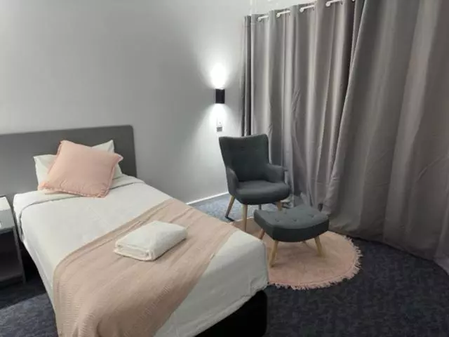 デラックストリプルルーム, Toowoomba Motel & Events Centre