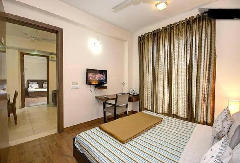 شقة غرفتين, Perch Service Apartment Sector 40