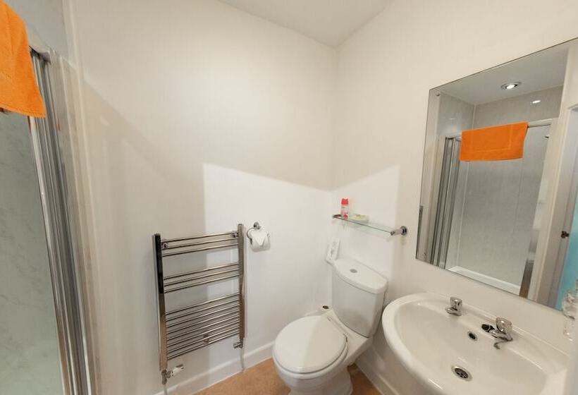 اتاق استاندارد, The Lenbrook