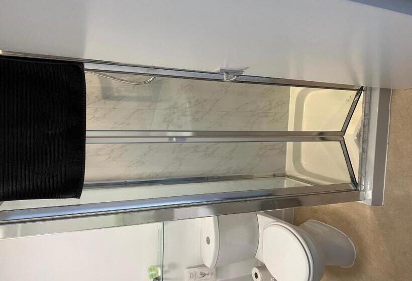 Standard room with outdoor bath, The Lenbrook