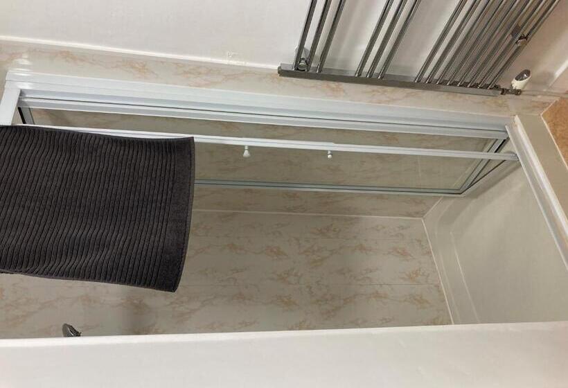 اتاق استاندارد با تخت بزرگ, The Lenbrook