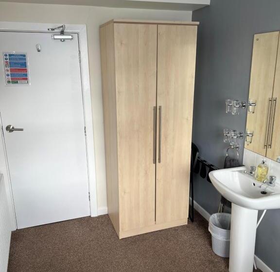 اتاق استاندارد, The Lenbrook