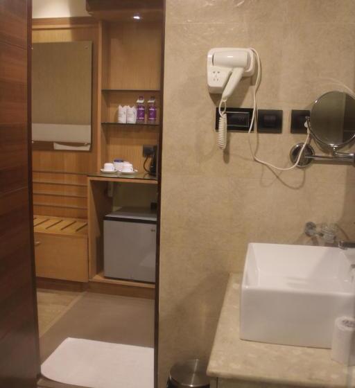 스탠다드 룸, Devonshire Greens   The Leisure Hotel And Spa