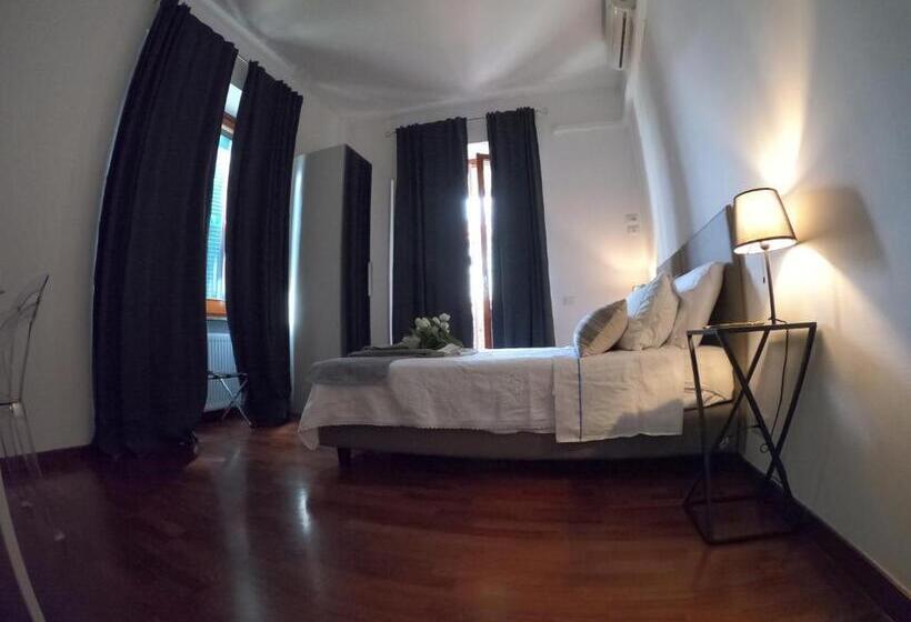 اتاق استاندارد با چشم‌انداز شهر, Emi's Guest House