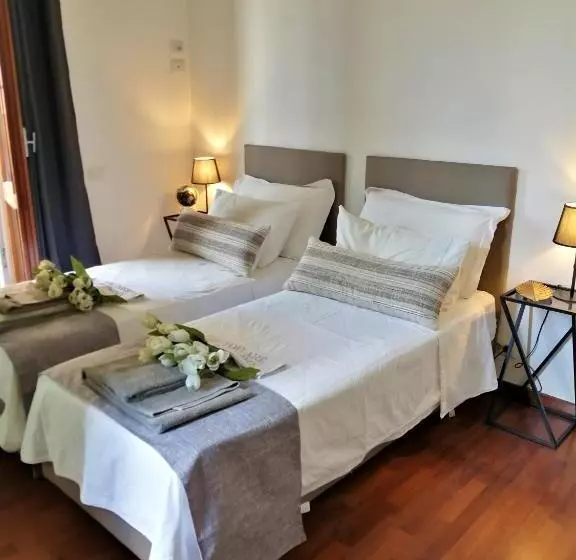 اتاق استاندارد با چشمانداز شهر, Emi's Guest House
