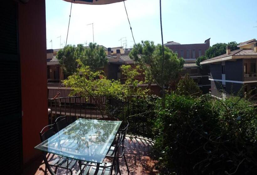 اتاق استاندارد با چشم‌انداز شهر, Emi's Guest House