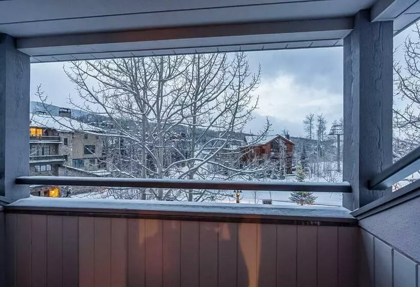 ３ベッドルームハウス, Blue Mesa Lodge 23c By Avantstay Functional Ski In/ski Out Studio W/ Balcony In Great Location!