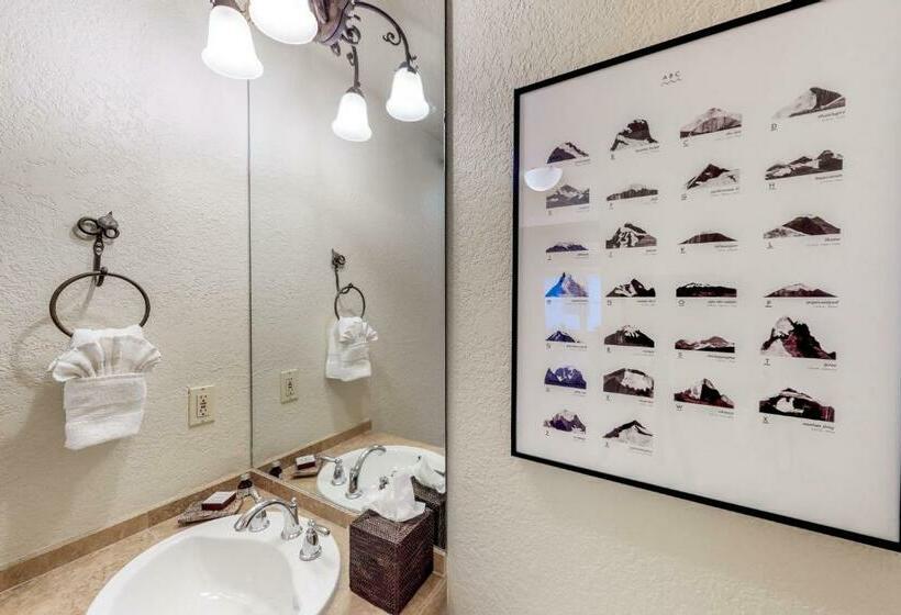 خانه 3 خوابه, Blue Mesa Lodge 23c By Avantstay Functional Ski In/ski Out Studio W/ Balcony In Great Location!