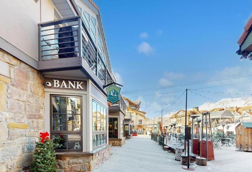 خانه 3 خوابه, Blue Mesa Lodge 23c By Avantstay Functional Ski In/ski Out Studio W/ Balcony In Great Location!