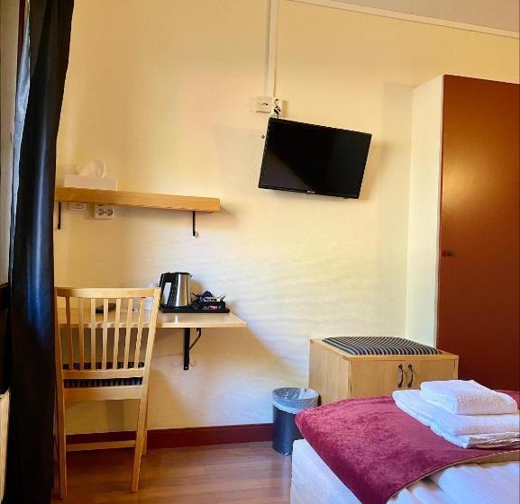 غرفة قياسية, First Camp Moraparken