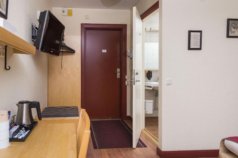 غرفة قياسية فردية, First Camp Moraparken