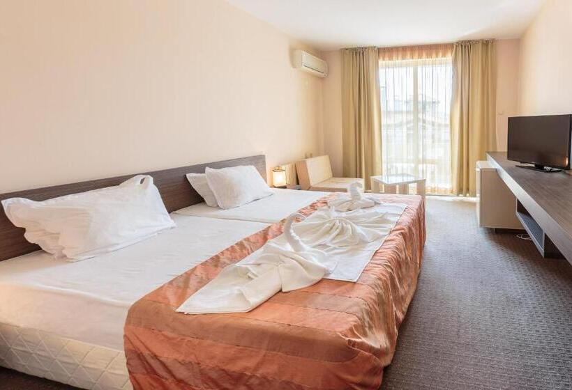 Standard Værelse, Flagman