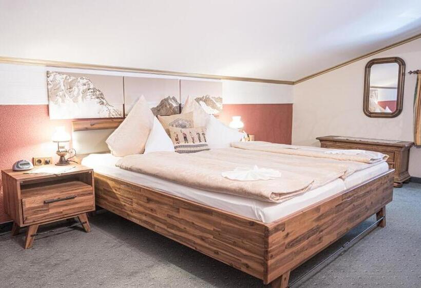 컴포트 룸, Jagdhaus Monzabon