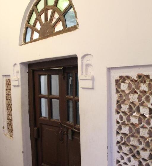 سوئیت با بالکن, Kesar Heritage Boutique Home Stay
