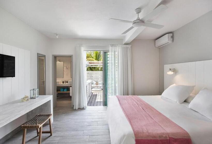 اتاق استاندارد, The Bay