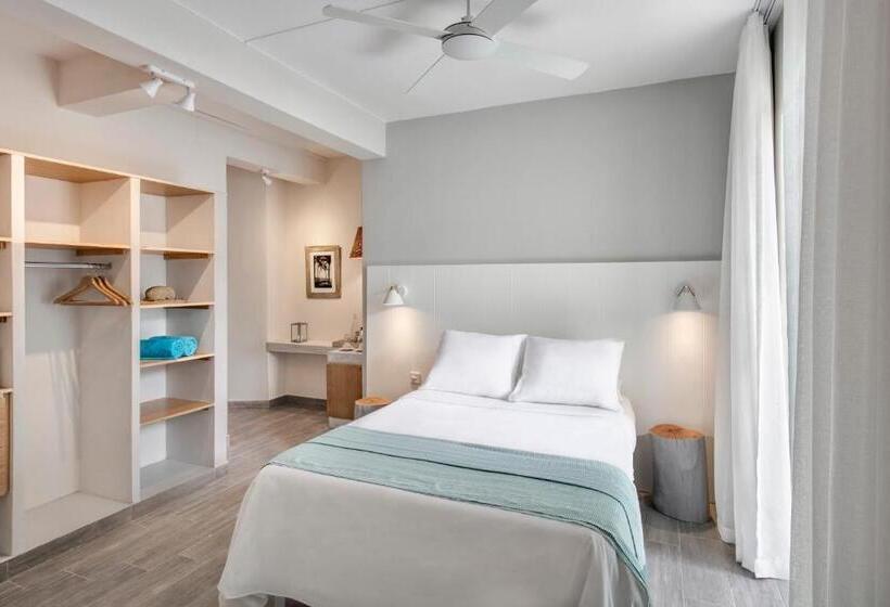 اتاق استاندارد, The Bay