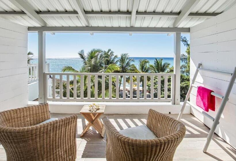 اتاق لوکس با چشمانداز دریا, The Bay