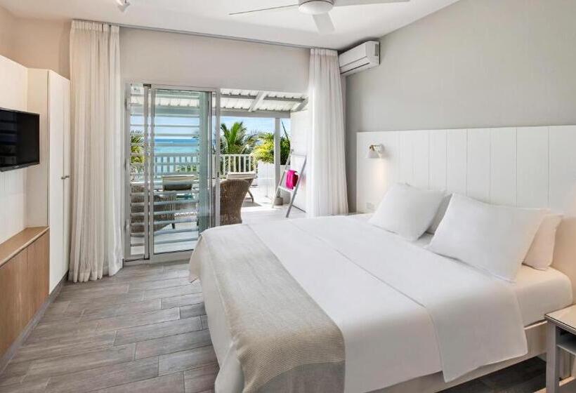 اتاق استاندارد با تراس و چشمانداز دریا, The Bay