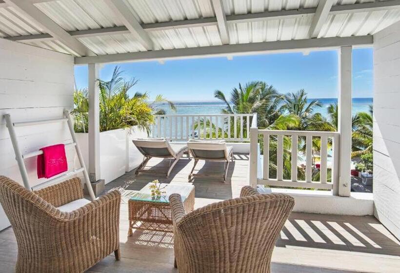 اتاق استاندارد با تراس و چشمانداز دریا, The Bay