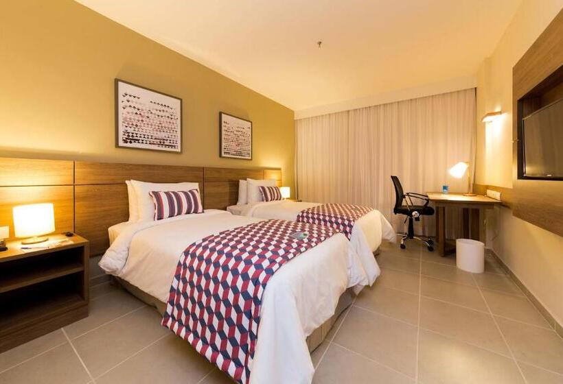 标准间, Tulip Inn Campos Dos Goytacazes