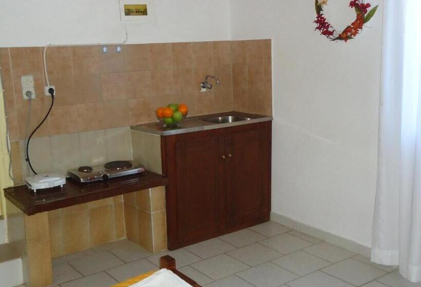 Economy Studio, Valentino Villas & Apartments