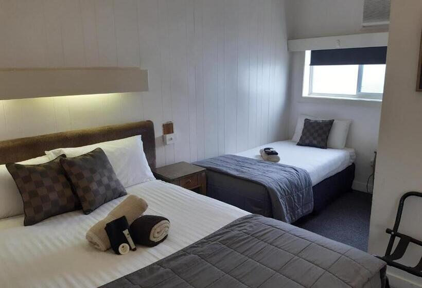 스탠다드 트리플 룸, Inverell Motel